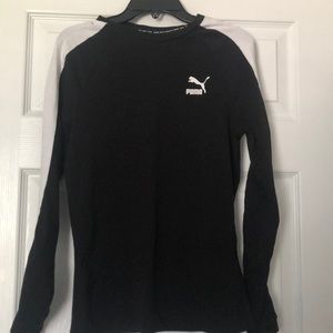 Black and white Puma gym top
